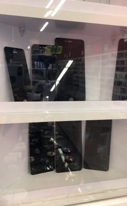 Privacy tempered glass screen protector