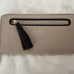 Kate Spade Wallet NWT retails for almost $200