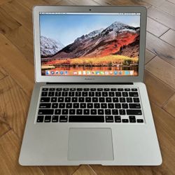 2013 Apple Macbook Air 13in 1.3ghz I5 4GB Ram 128GB Laptop Computer