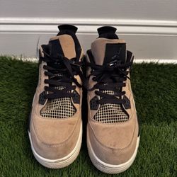 Air Jordan 4 