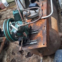 Massive Air Compressor Project. Two 2 Stage And One Single Stage, 220v 3hp Electric M9tor Or Add A Big Vtwin  Vangaurd Motor To It. 
