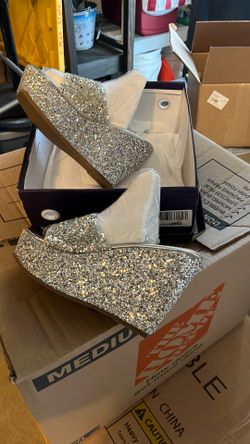 Women’s shoes