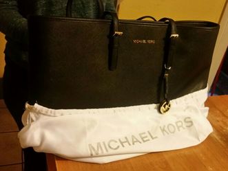 michel kors tote