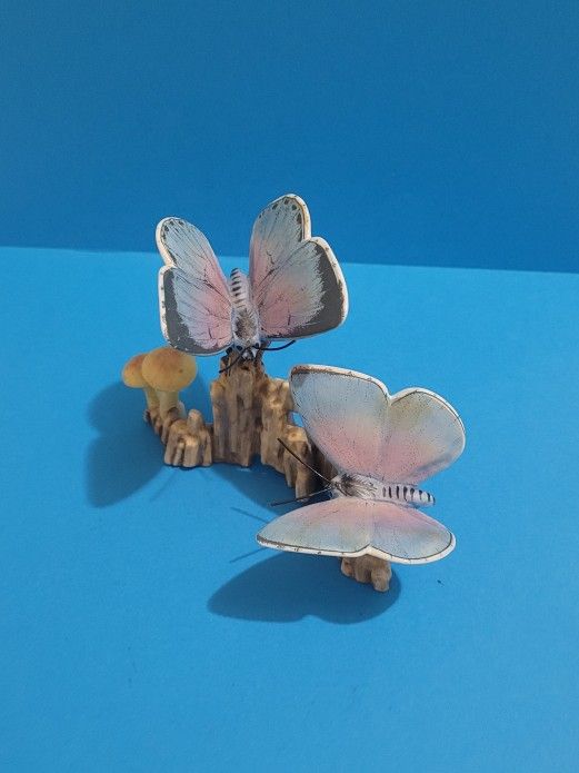 Vintage GOEBEL Germany Holly Blue Butterflies Sculpture #35007 Mushrooms- Rare.