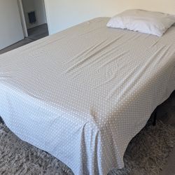 Zinus Memory Foam 12 inch mattress Full Size