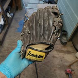 Kids Baseball Gloves