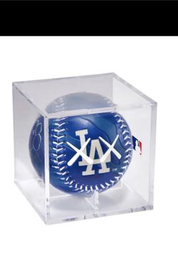 AUTHENTIC KAWS x Los Angeles Dodgers Baseball with Display Cube ⚾️