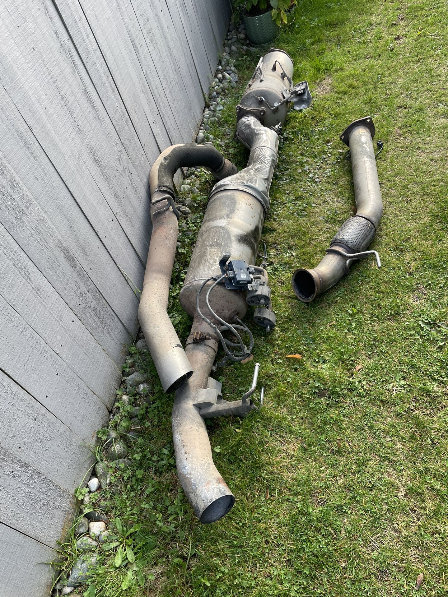 OEM Dodge Ram 3500 6.7L Cummins DPF & Exhaust System (2010–2019) – Complete