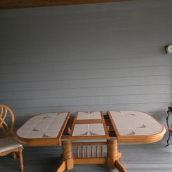 Oak Dining Table With 4 Chairs