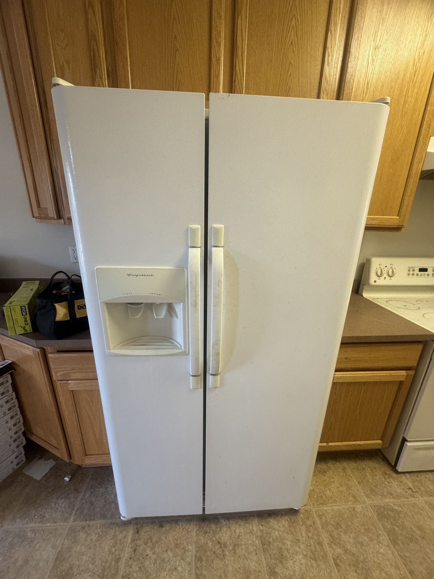 Refrigerator, Range