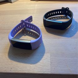 2 Fitbits