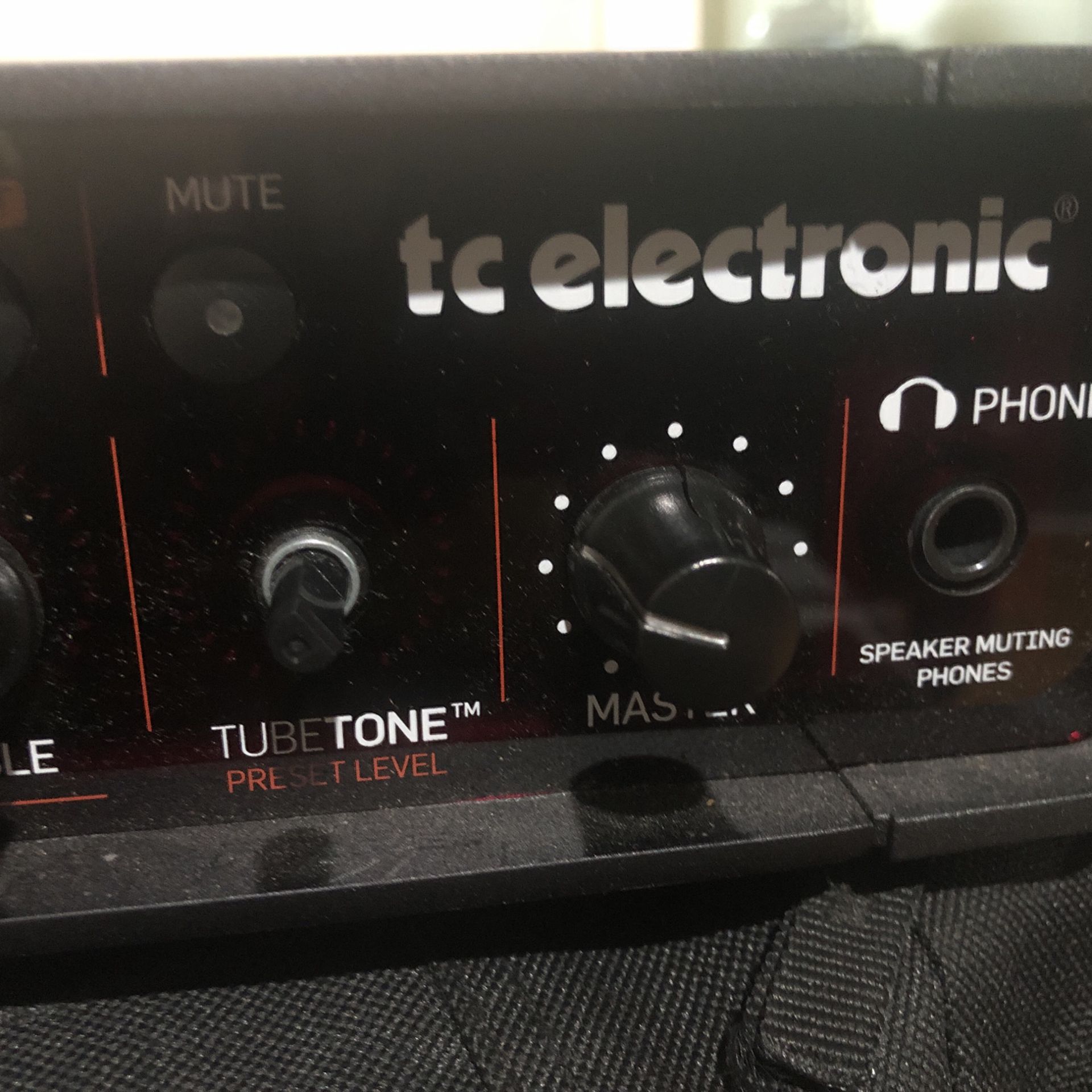 TC electrics Bass Amp RH450
