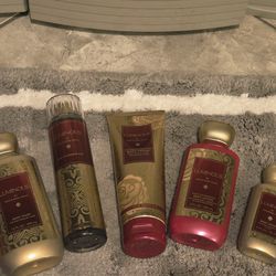 Luminous Set-Bath body works