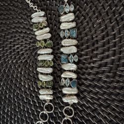 Bracelets 