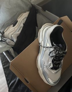 Tripple S Balenciaga