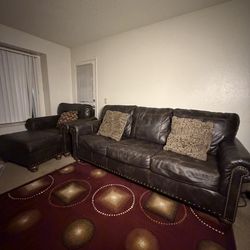 Oversized couch with matching chair & ottoman