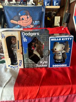 Dodgers bobble heads for trade