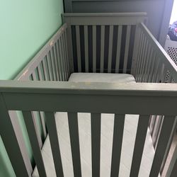 Mini Crib With Mattress 