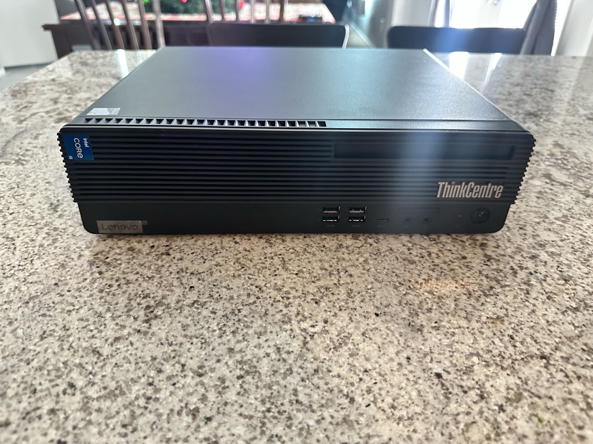 Lenovo ThinkCentre M70s (with 12th gen i5)