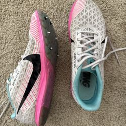 Nike XC spikes Women 8.5