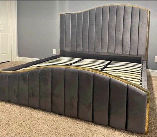 FULL Bed Grey Velvet 😍 💕 Gold Frame Full Size Bed