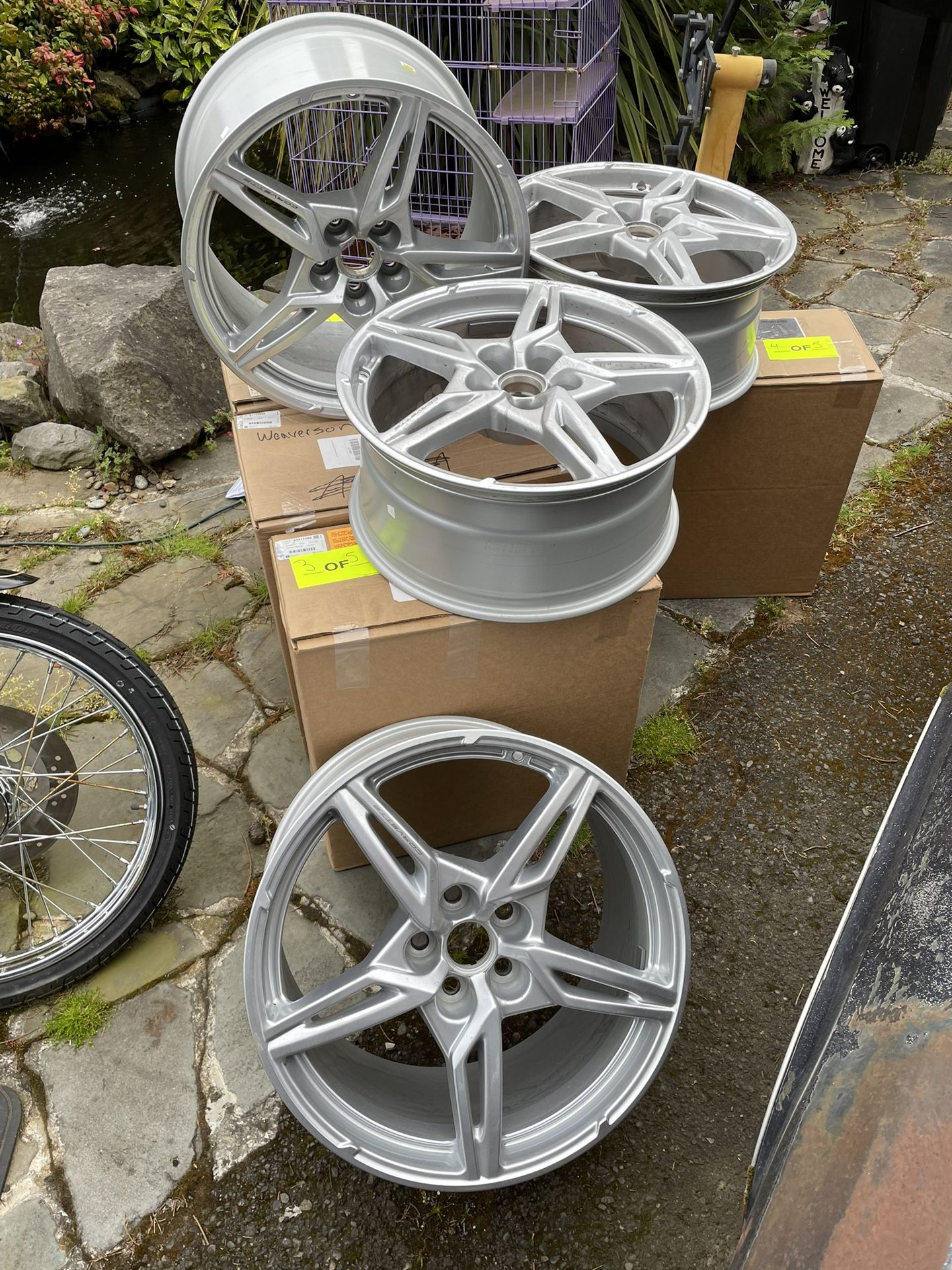 2022 Corvette Factory Alloy Wheels “New”