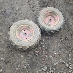Digger Tire 