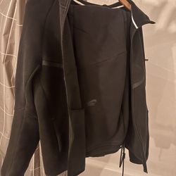 Nike Tech Fleece Set
