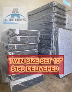 NEW TWIN SIZE 38x75” MATTRESS AND BOX SPRING-2pcs