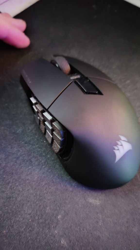 Corsair Scimitar Elite Wireless Mouse