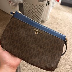 Michael Kors Crossbody