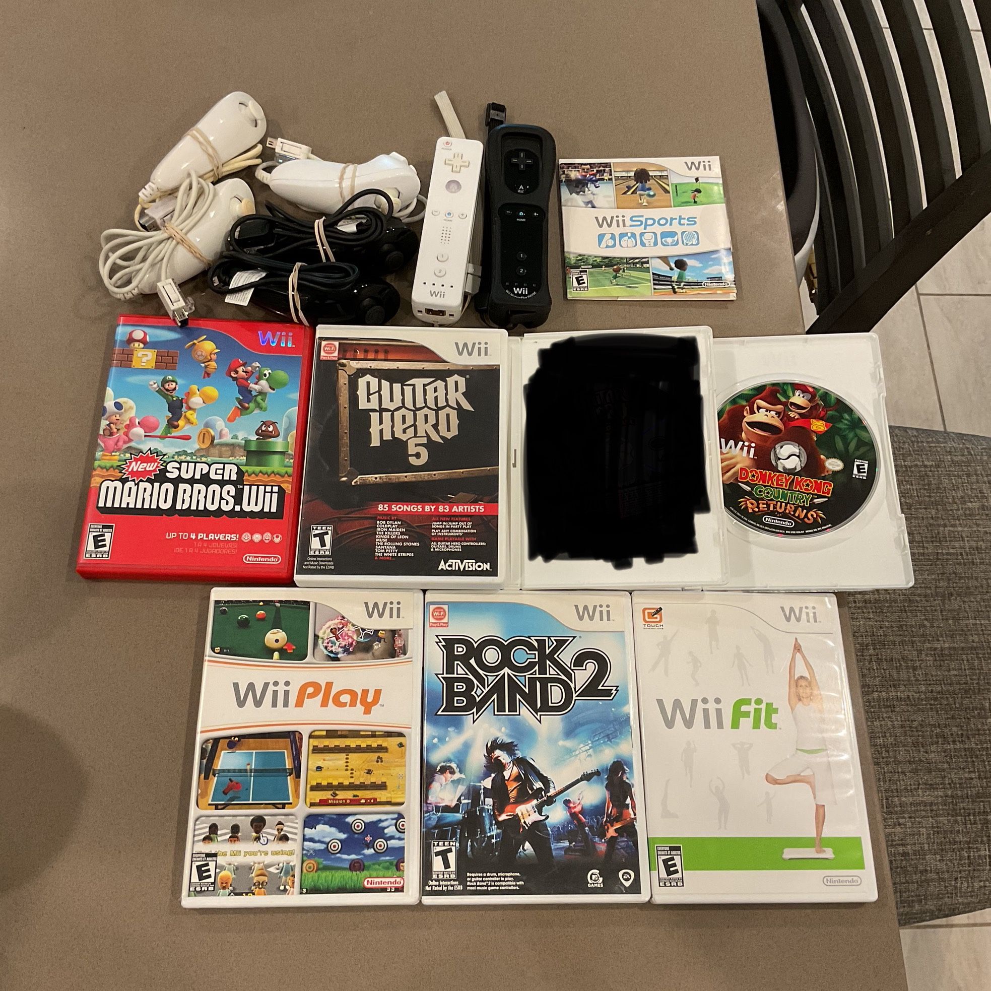 Nintendo Wii Games And Controllers