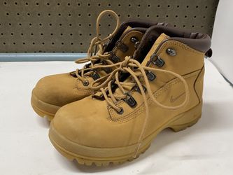 Nike acg boots tan hotsell