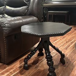 End/coffee/plant Table