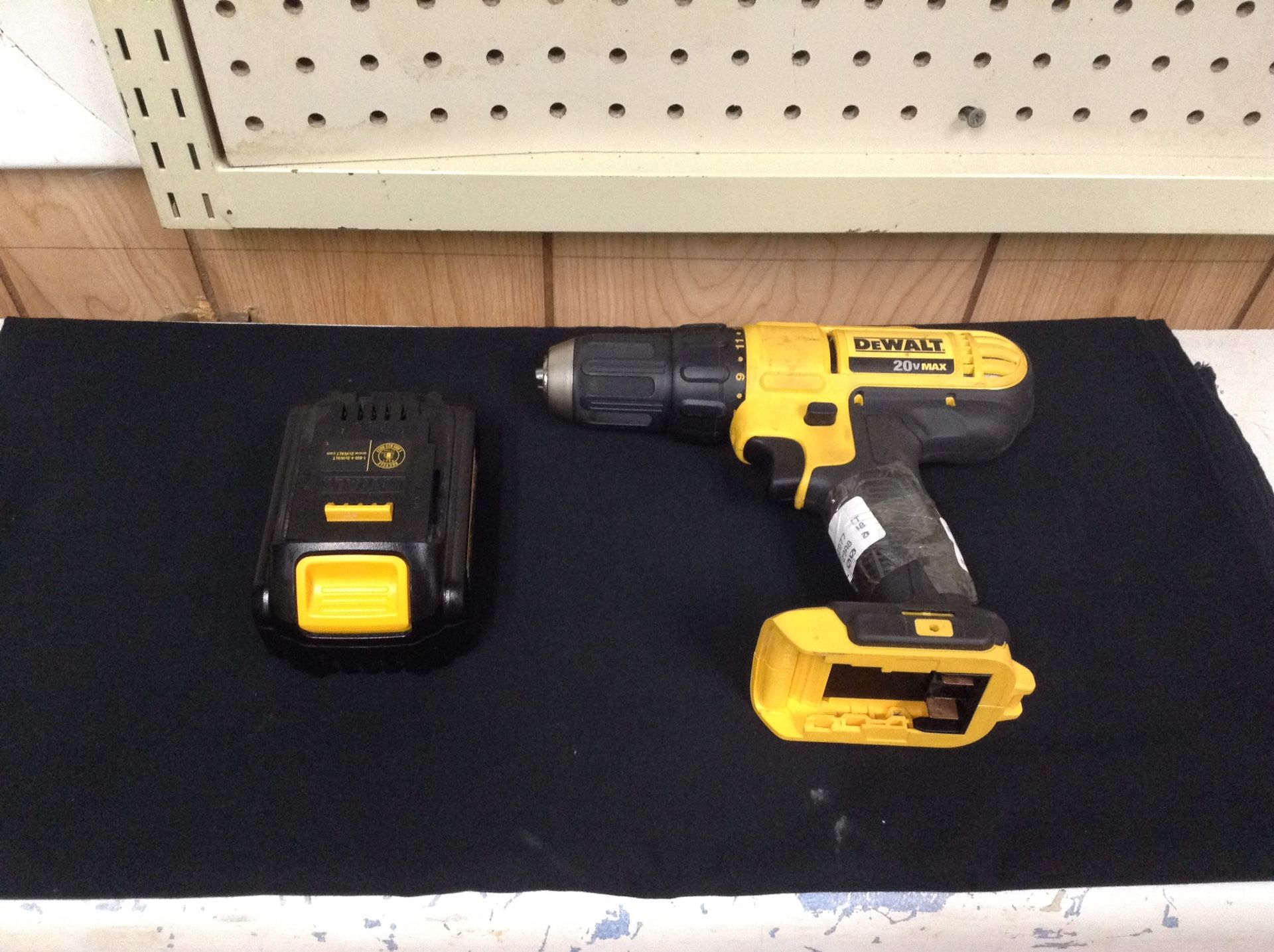 Dewalt dcd711 deals