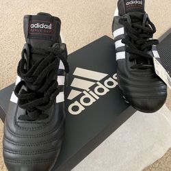 Adidas Mundial World Cup Soft Ground SG Size 8 US, 7.5 UK, 41 1/3 Euro