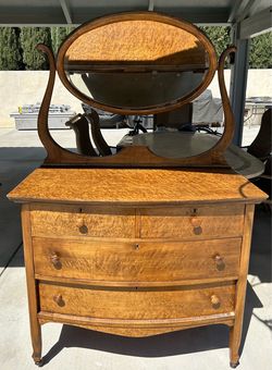 Dresser with mirror
