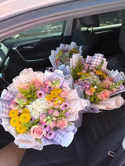 Flower bouquets/ Ramos de flores