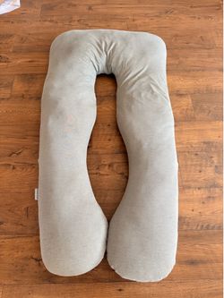 🌙 Full Body Pregnancy Pillow – Excellent Condition! 🌙
