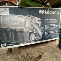 Husqvarna 46”-48”3 Bin Grass Bagger