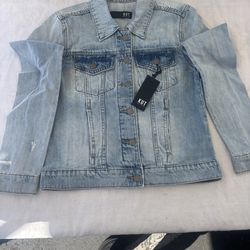 Denim jacket women’s