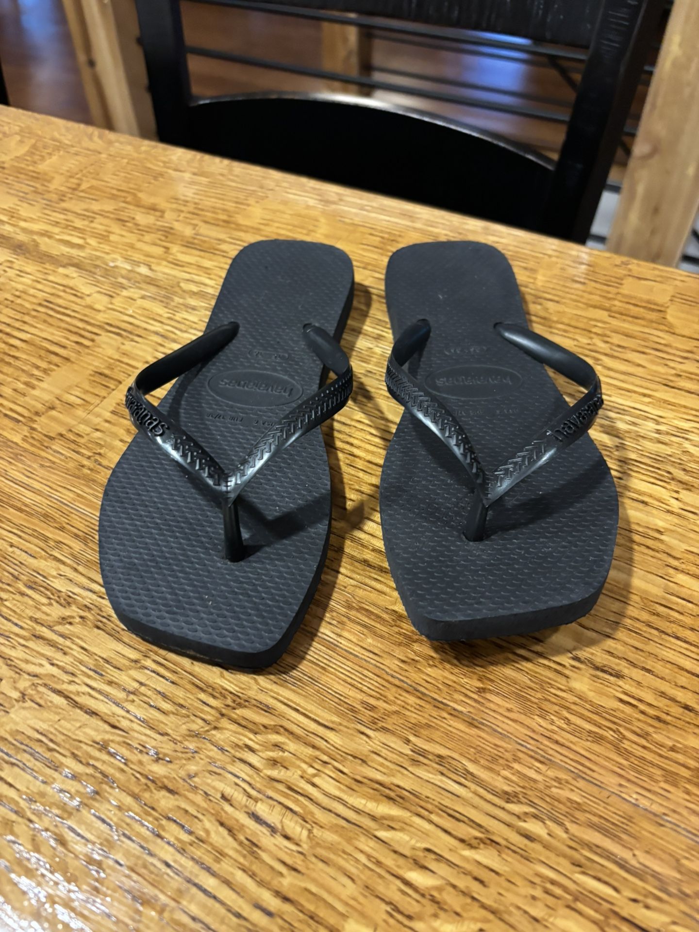 Havaianas Square Flip Flop Black Size 6