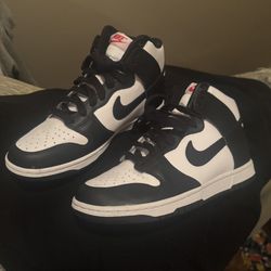 Nike Dunk Hi