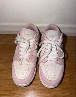 Nike Dunk Low LX “Pink Foam”