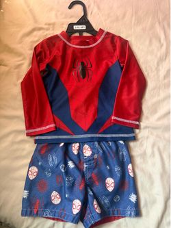 Spider-Man swim