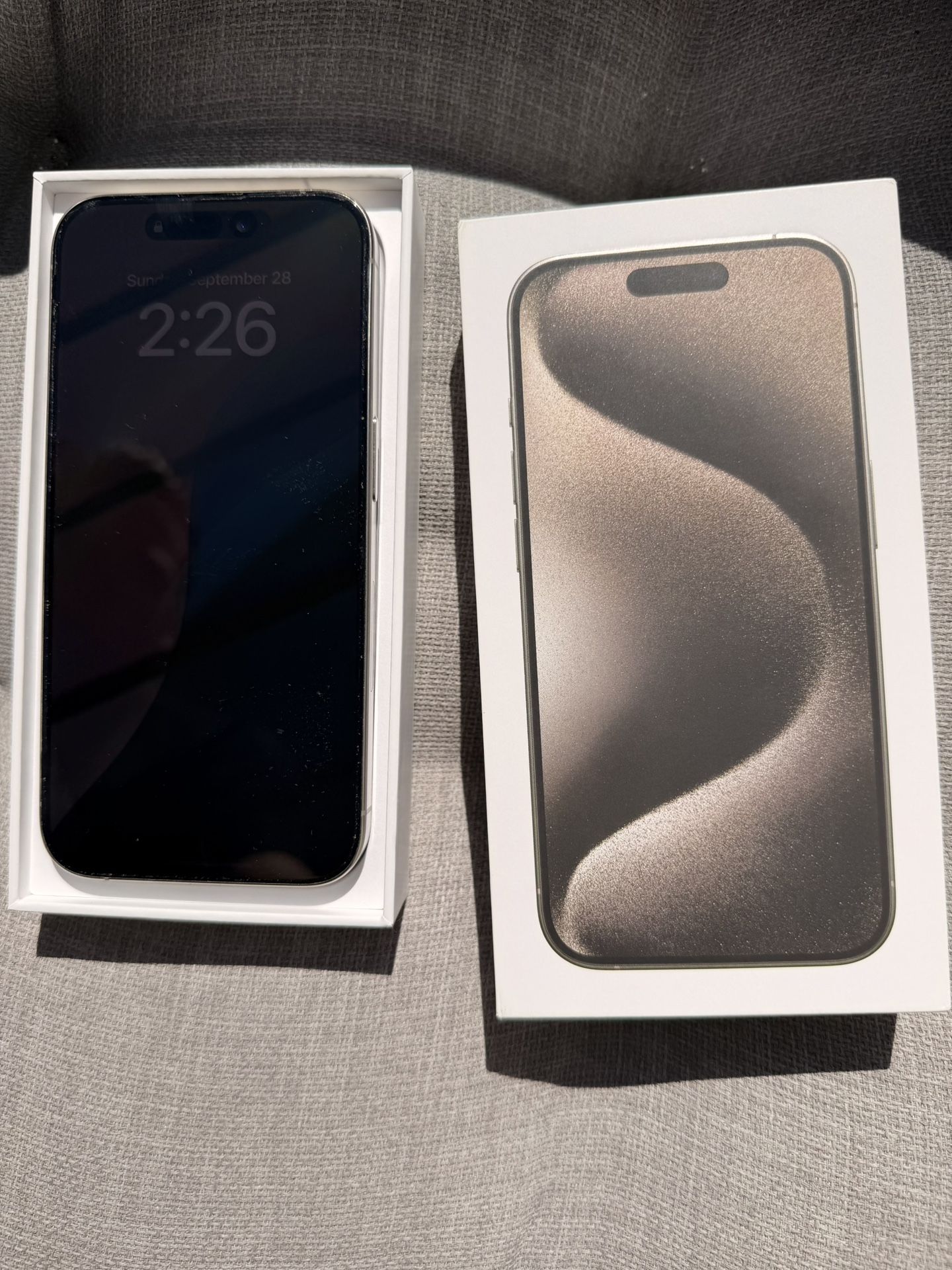 iPhone 15 Pro 256GB Unlocked Pristine w/ Box & BONUSES