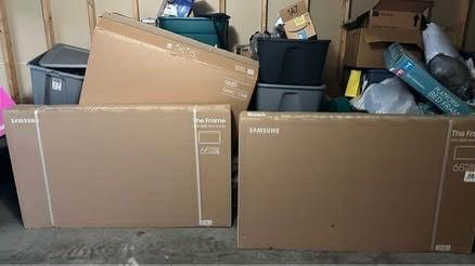 NEW SEALED Samsung 65” The Frame QLED 4K Smart TV (2024) – QN65LS03D