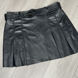 ZARA Faux Leather Skirt – Size XL 