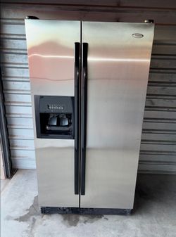 Whirlpool Stainless Steel Refrigerator And Freezer