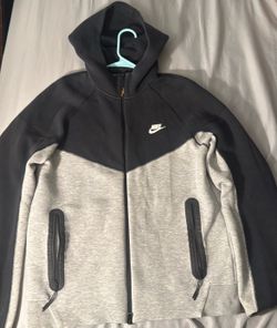 Grey and black medium Nike tech